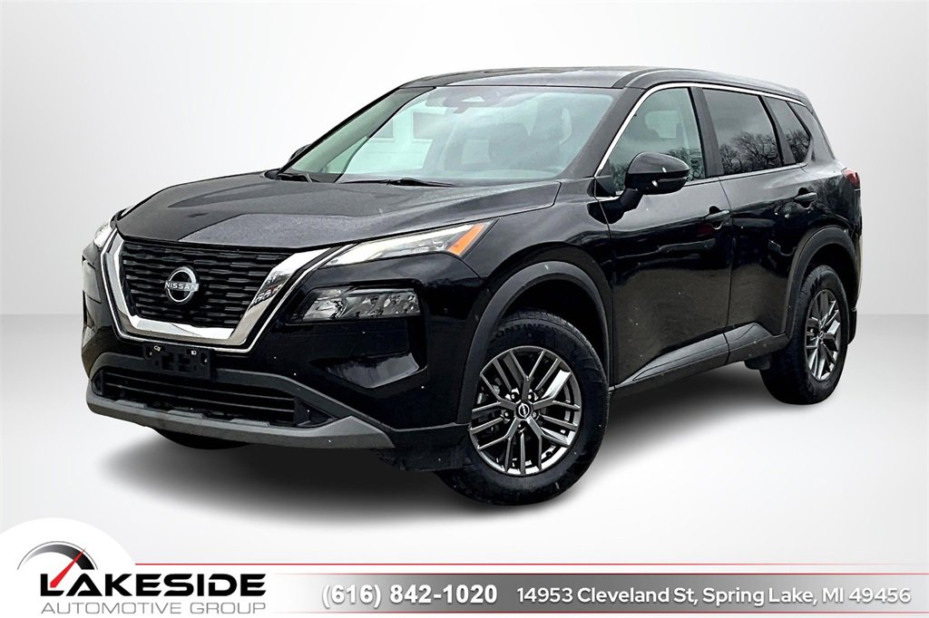 Used 2022 Nissan Rogue S image 1
