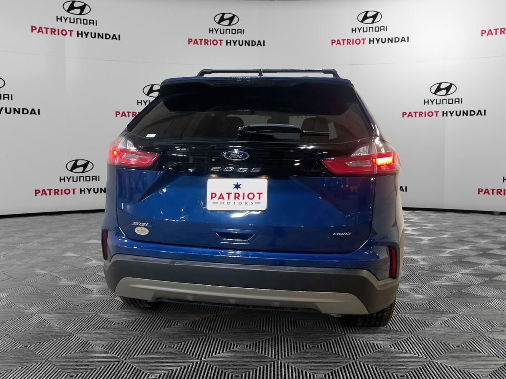 Used 2022 Ford Edge SEL w/ Convenience Package image 5