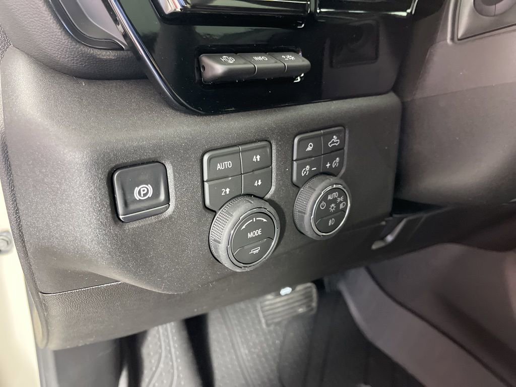 New 2026 Chevrolet Silverado 2500 ZR2 w/ LPO, Dark Essentials Package image 30
