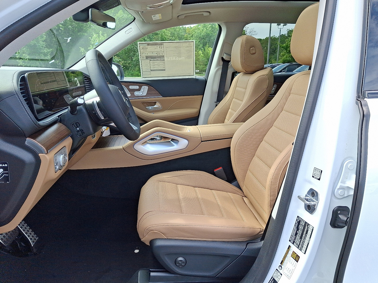 New 2026 Mercedes-Benz GLS 450 4MATIC image 7