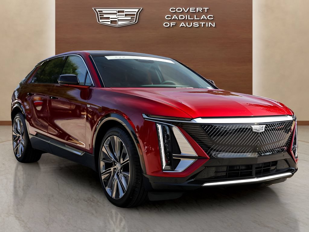 Certified 2025 Cadillac Lyriq Luxury w/ LPO, Floor Liner Package AWD/4WD image 6