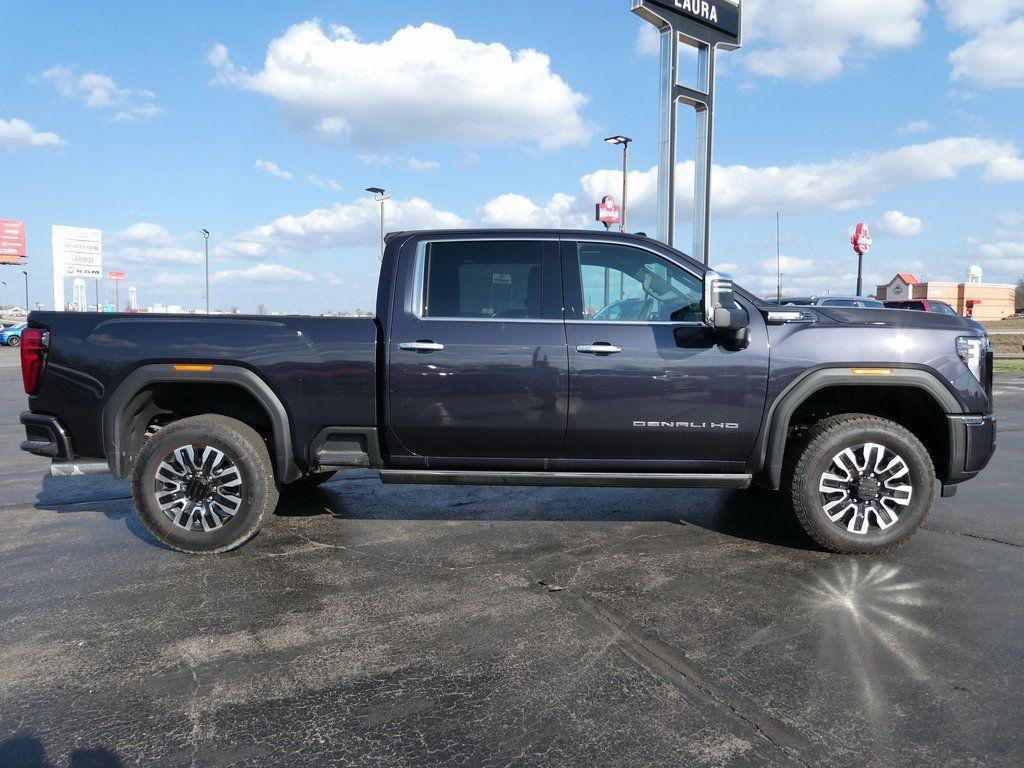 New 2026 GMC Sierra 2500 Denali Ultimate w/ Max Trailering Package image 3