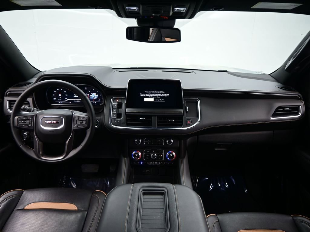 Used 2024 GMC Yukon XL AT4 w/ Technology Package image 15