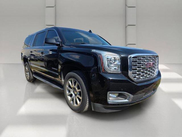 Used 2020 GMC Yukon XL Denali w/ Open Road Package RWD image 3