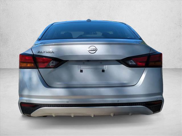 Used 2025 Nissan Altima 2.5 SV FWD image 7