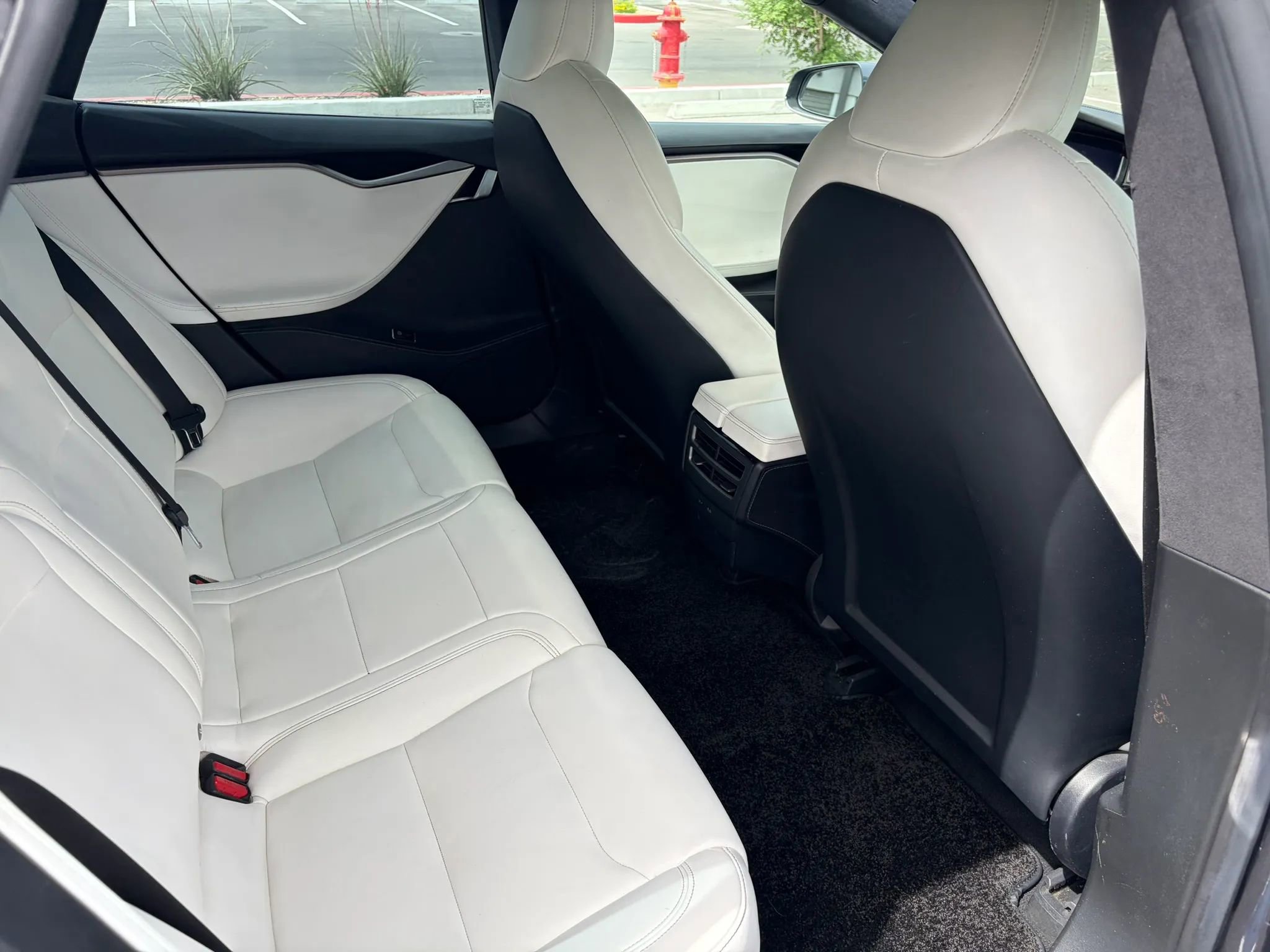 Used 2020 Tesla Model S Long Range Plus image 14