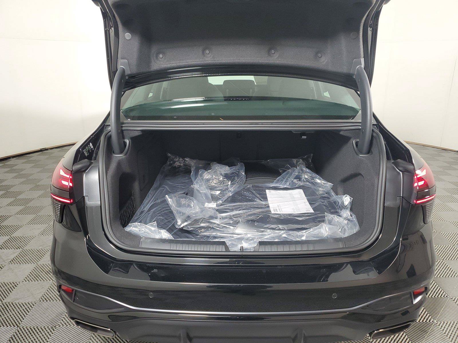 New 2026 Audi A6 Prestige AWD/4WD image 10