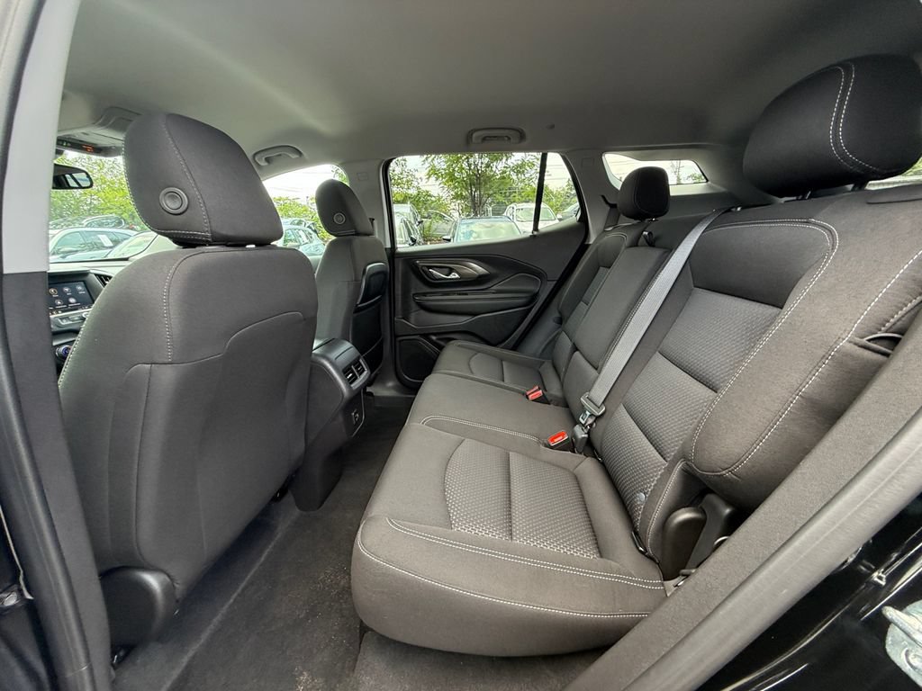 Used 2024 GMC Terrain SLE w/ Driver Convenience Package AWD/4WD image 23