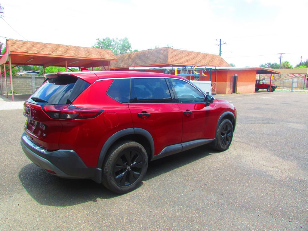 Used 2021 Nissan Rogue SV image 5