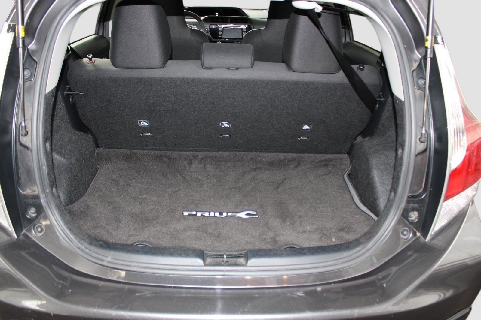 Used 2017 Toyota Prius C One image 13