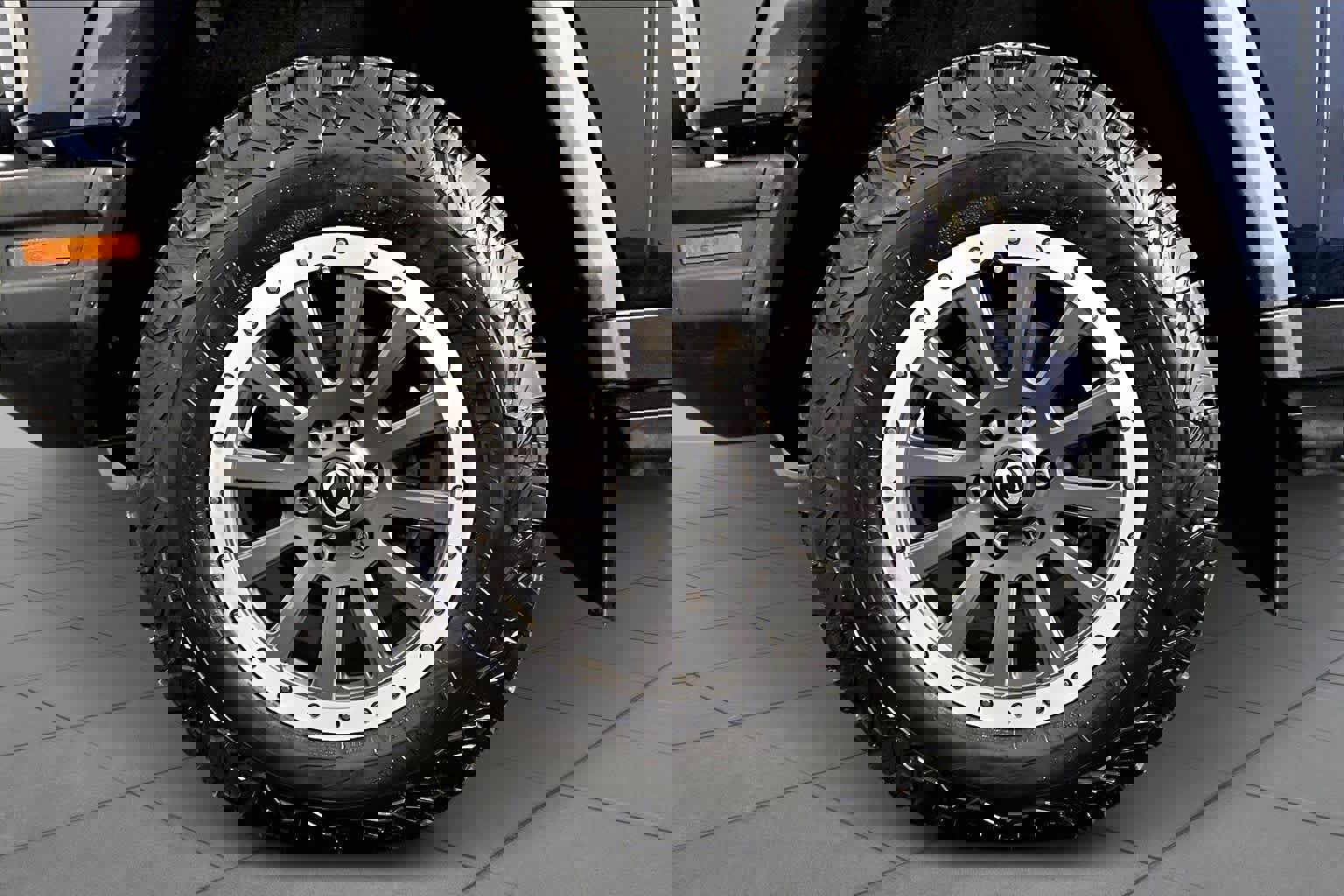 Used 2025 INEOS Grenadier image 11