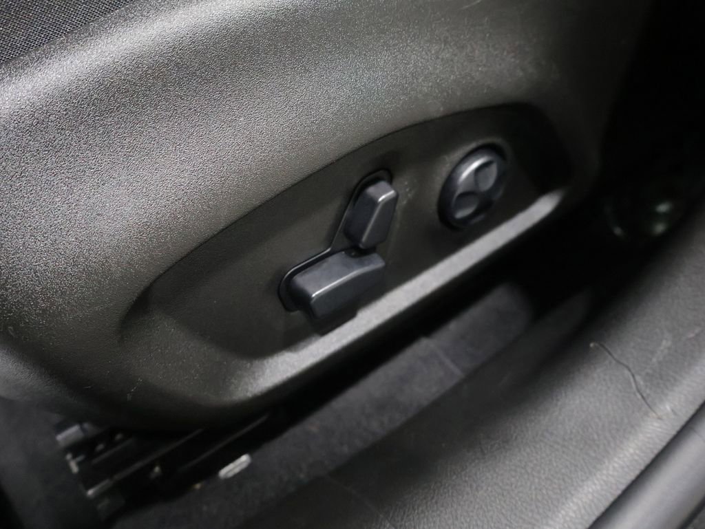 Used 2021 Jeep Renegade Limited w/ Sun & Sound Group image 12