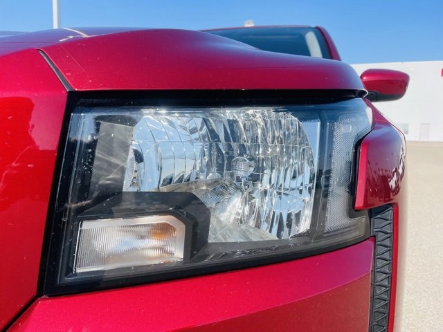 Used 2022 Nissan Frontier SV w/ Technology Package image 11