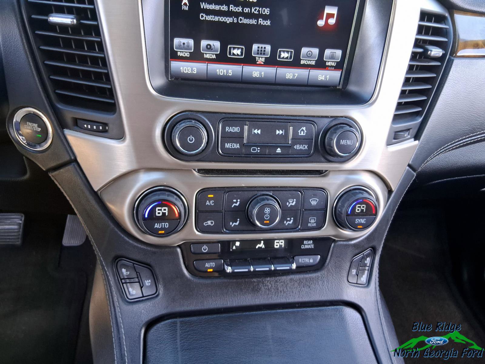 Used 2016 GMC Yukon XL Denali w/ Open Road Package image 23