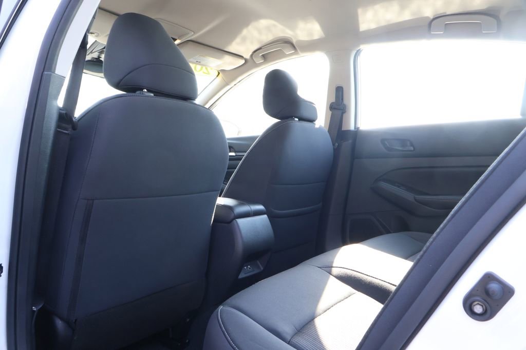 Used 2024 Nissan Altima 2.5 SV image 38