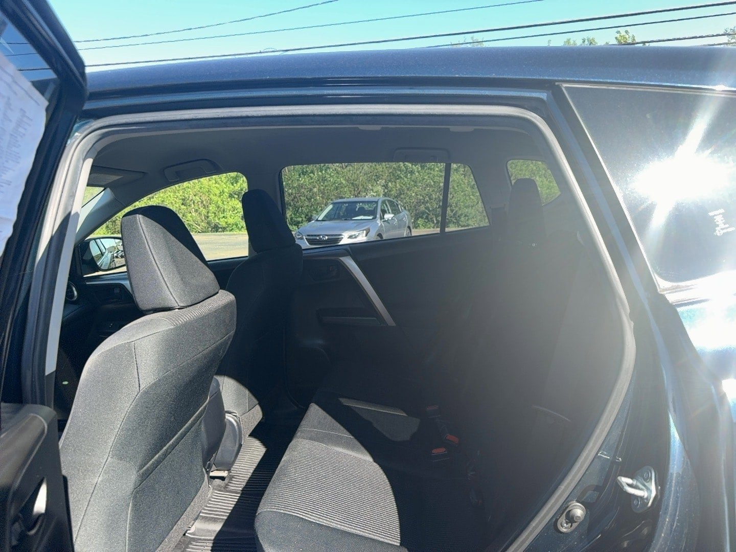 Used 2018 Toyota RAV4 LE w/ All Weather Liner Package AWD/4WD image 12