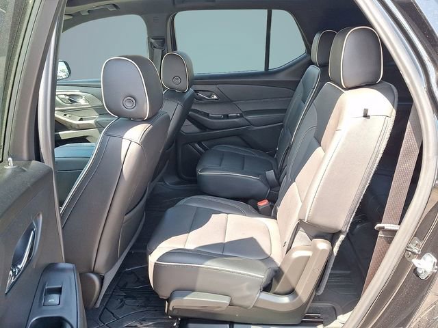 Used 2023 Chevrolet Traverse Premier w/ Redline Edition image 7