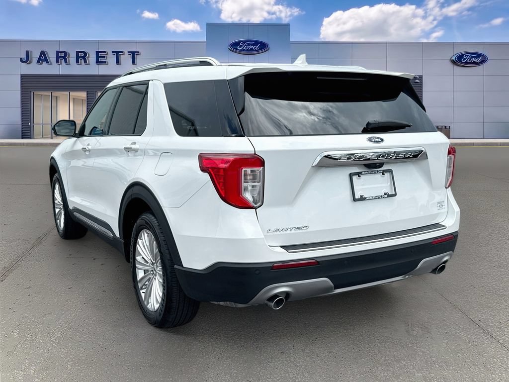 Certified 2023 Ford Explorer Limited w/ Limited Technology Package RWD image 5