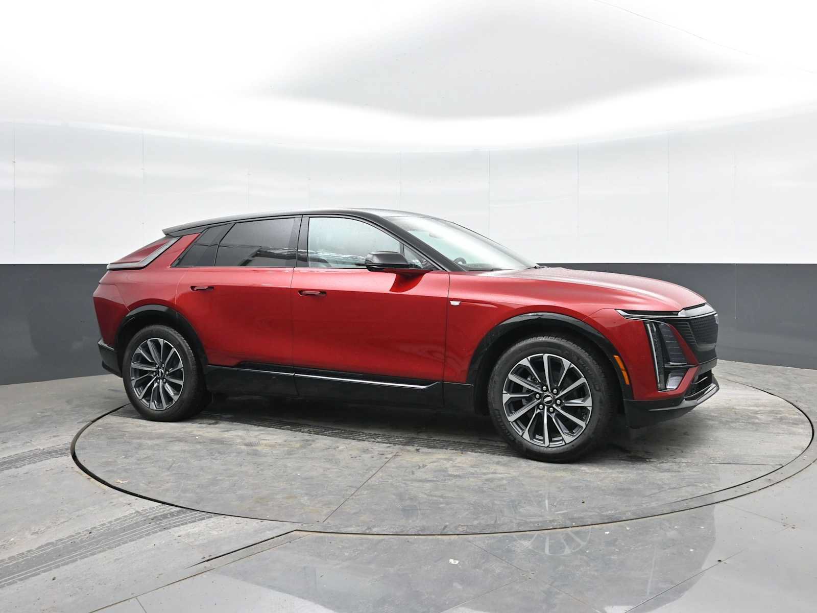 New 2025 Cadillac Lyriq Sport AWD/4WD image 8