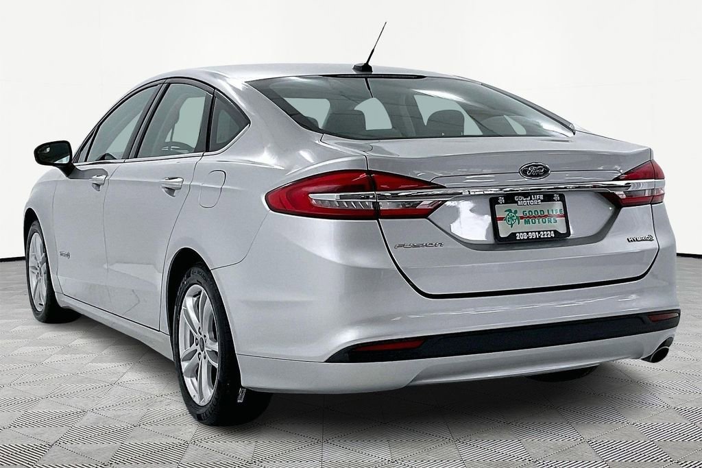 Used 2018 Ford Fusion S image 4