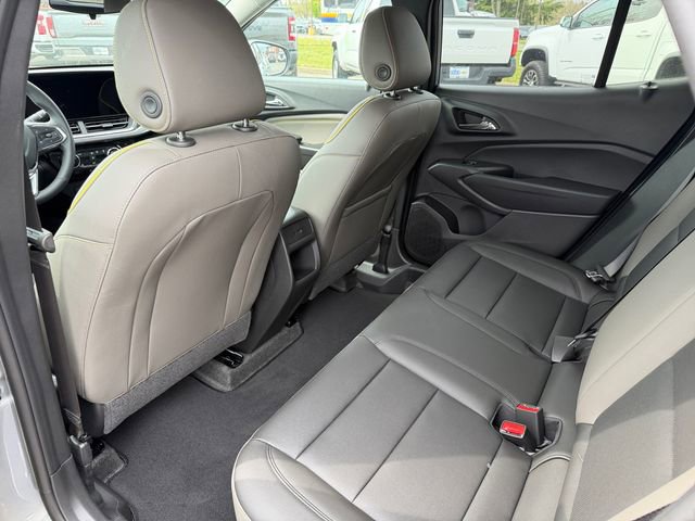 New 2026 Chevrolet Trax ACTIV FWD image 29