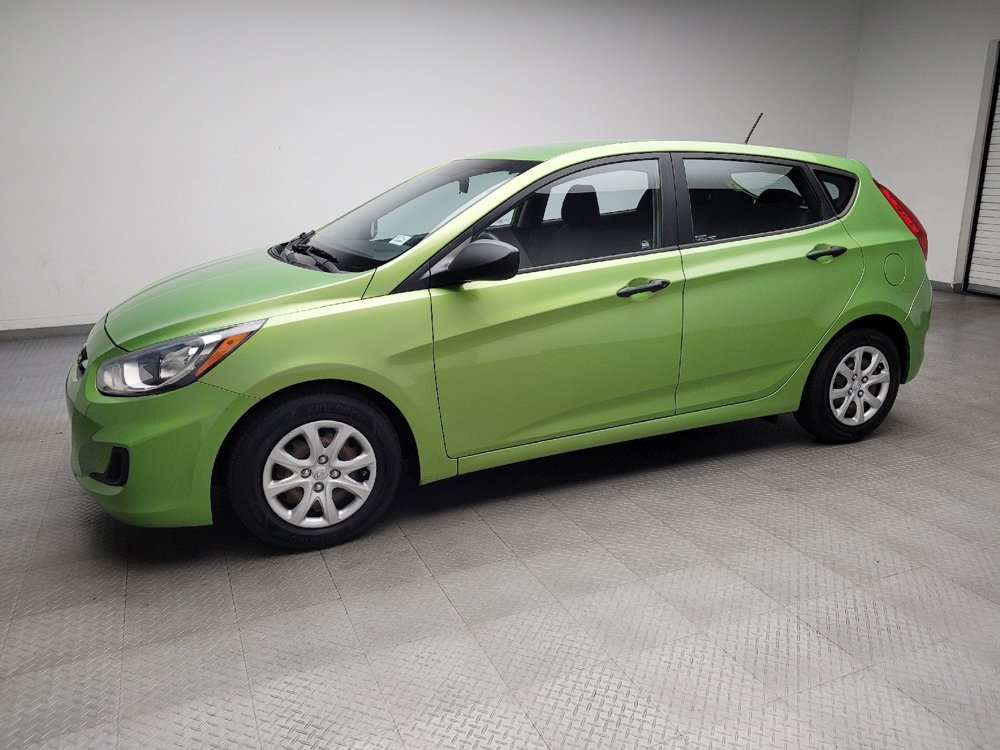 Used 2014 Hyundai Accent GS FWD image 2
