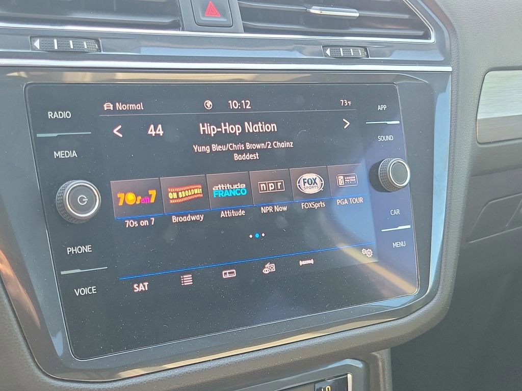 Used 2020 Volkswagen Tiguan SE R-Line w/ 3rd Row Seat Package image 37