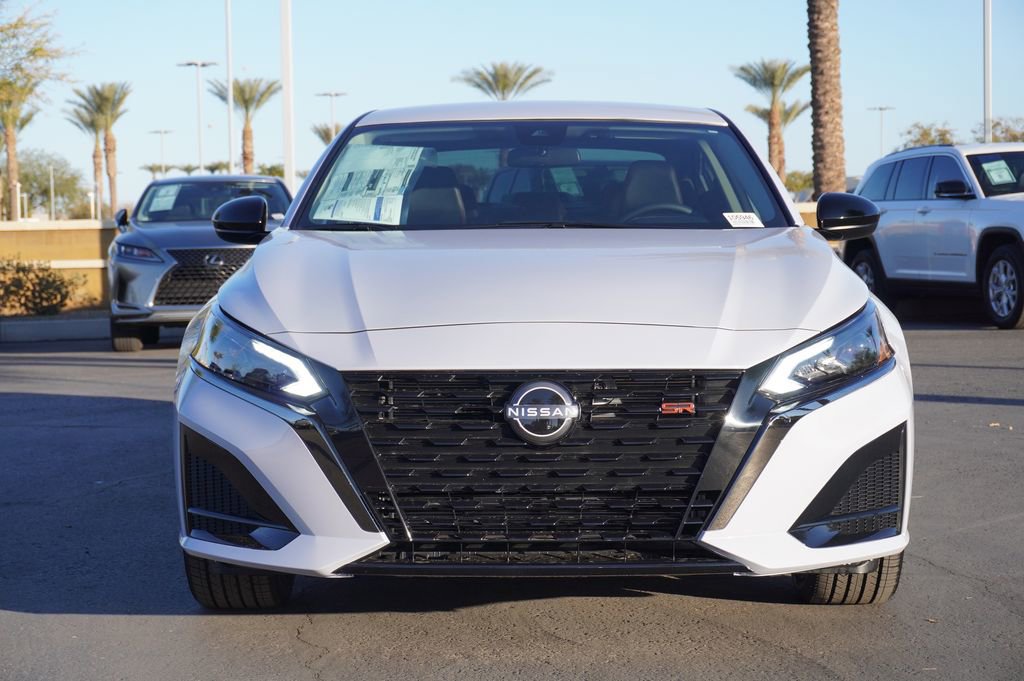 Certified 2025 Nissan Altima 2.5 SR image 5