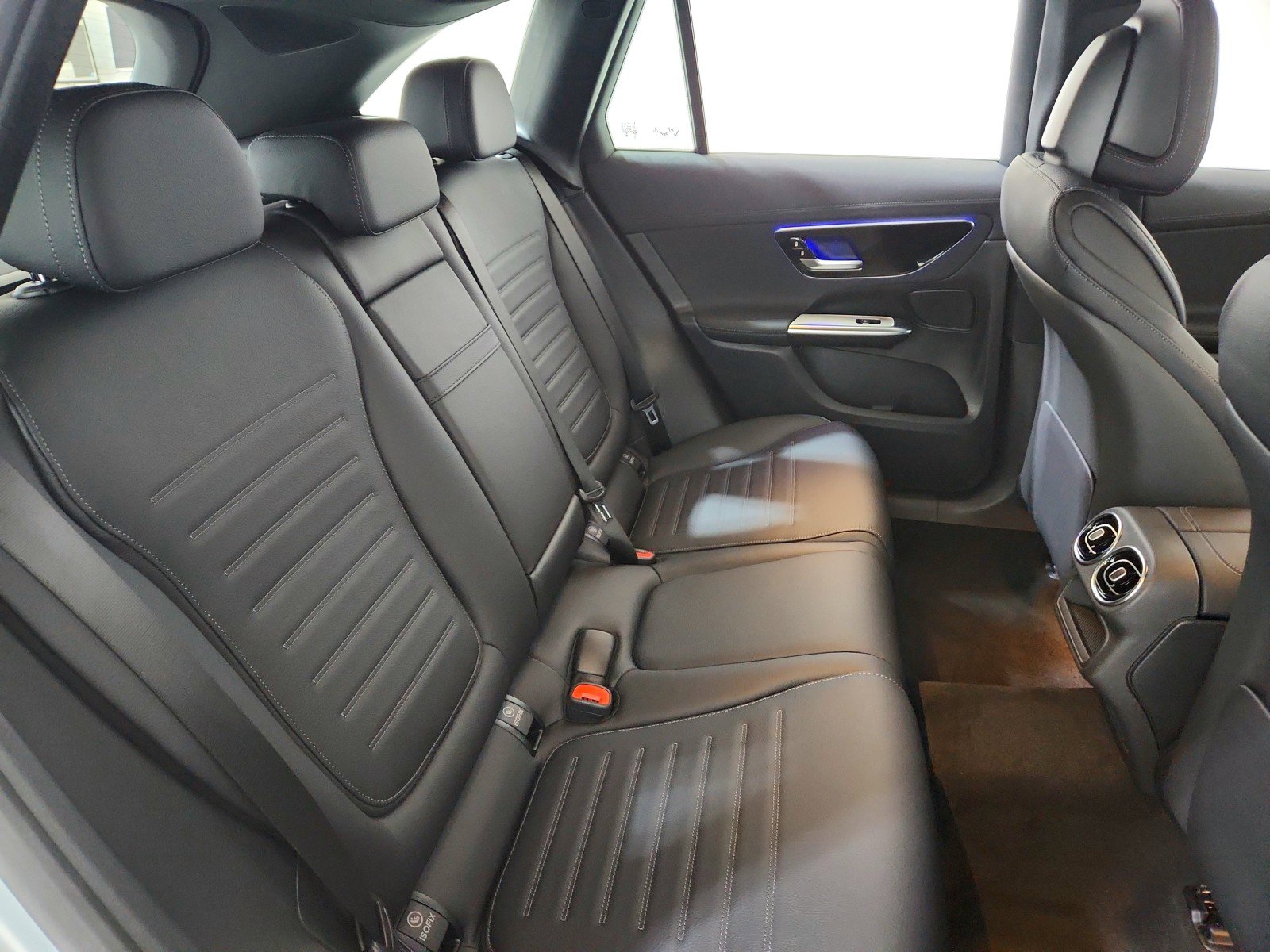 New 2026 Mercedes-Benz GLC 43 AMG 4MATIC image 11