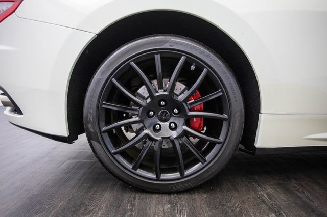 Used 2011 Maserati GranTurismo Convertible image 37