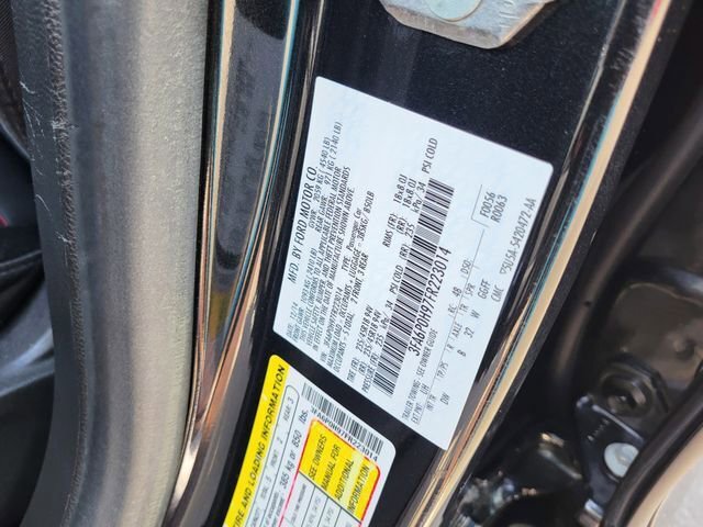 Used 2015 Ford Fusion SE w/ Equipment Group 201A image 28