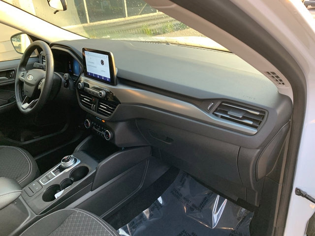 Used 2023 Ford Escape Active image 11