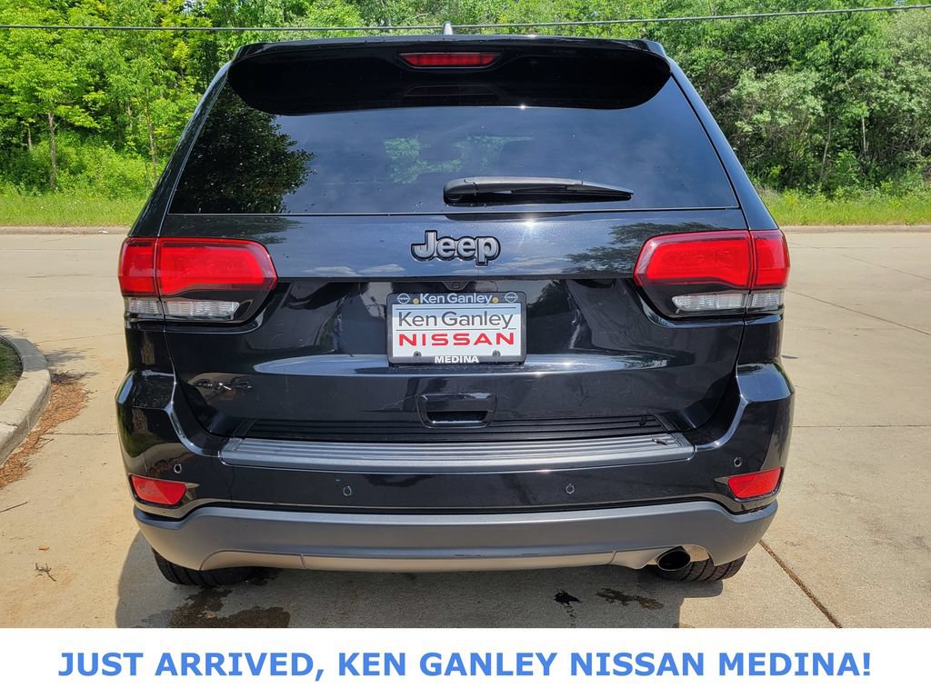 Used 2021 Jeep Grand Cherokee Freedom Edition AWD/4WD image 4