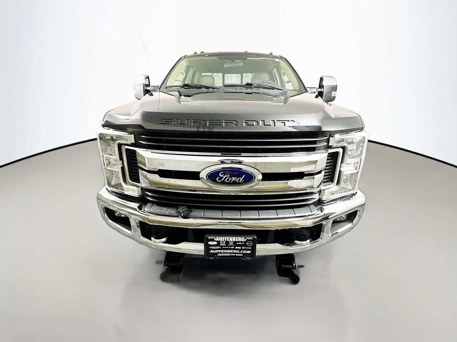 Used 2019 Ford F350 XLT w/ XLT Premium Package AWD/4WD image 2
