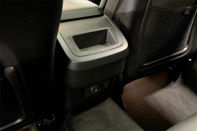 Certified 2023 Volvo XC60 B5 Plus image 34