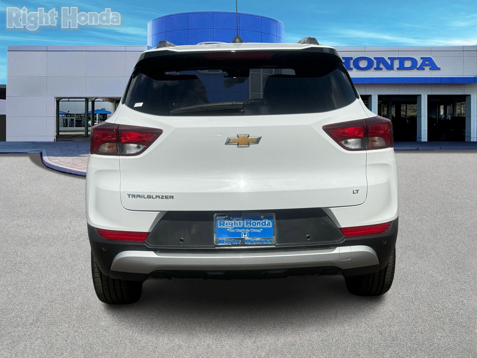 Used 2024 Chevrolet TrailBlazer LT w/ Convenience Package image 7