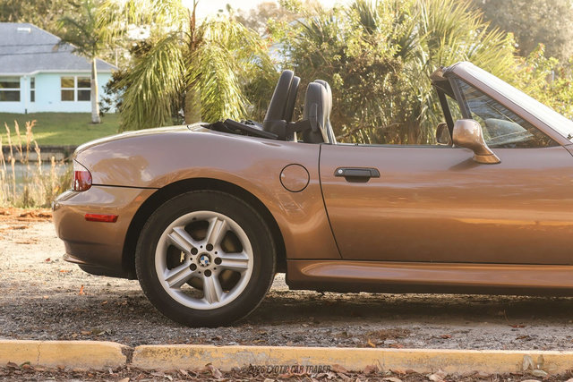 Used 2000 BMW Z3 2.5i image 10