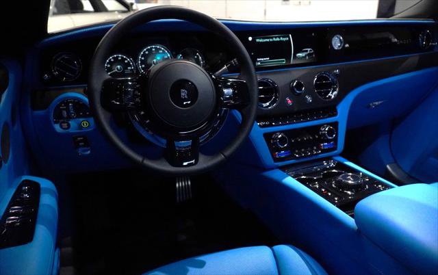 Used 2023 Rolls-Royce Ghost image 18