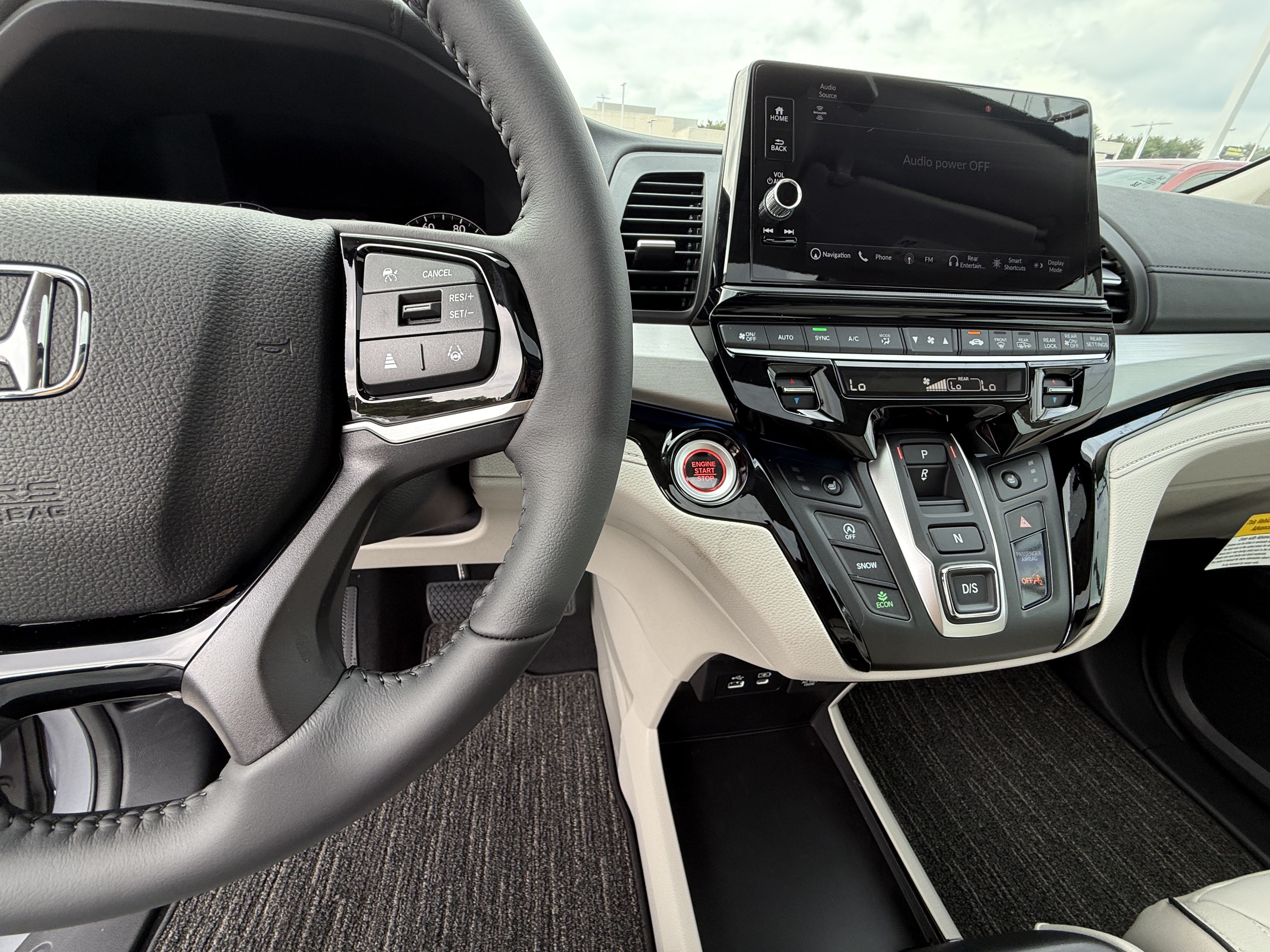 New 2027 Honda Odyssey Touring image 24