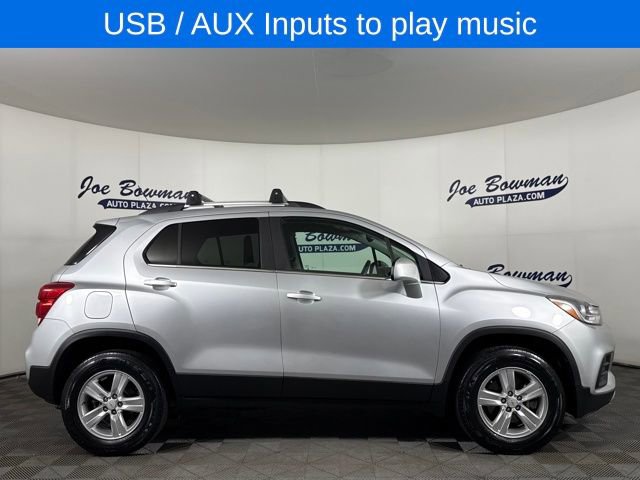 Used 2017 Chevrolet Trax LT w/ LPO, Cargo Package image 5