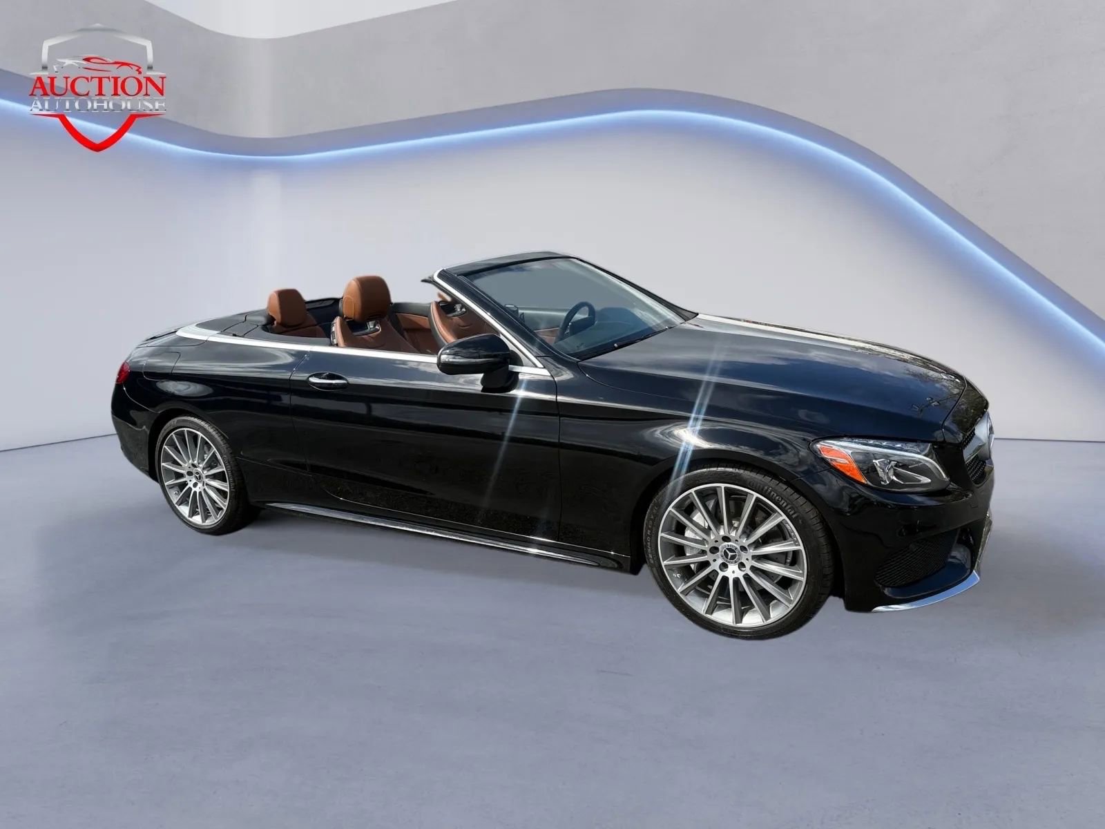 Used 2018 Mercedes-Benz C 300 Cabriolet image 2