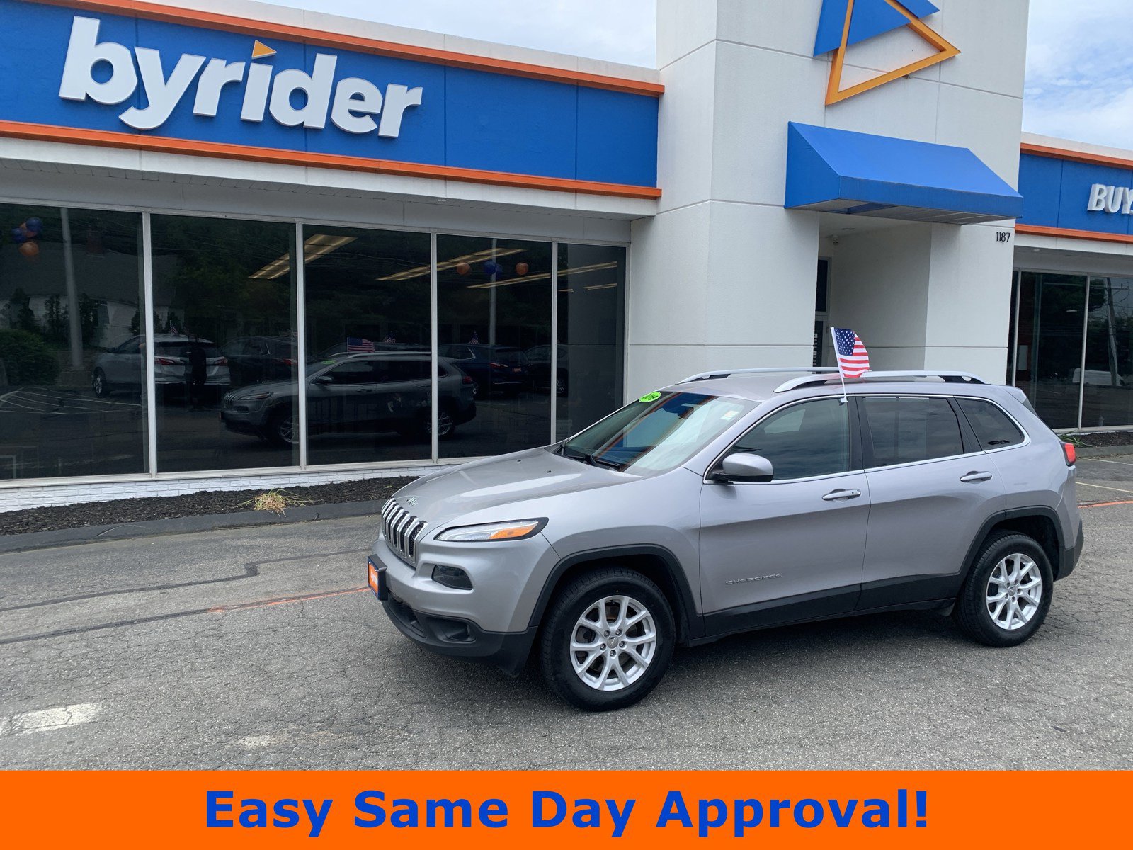 Used 2018 Jeep Cherokee Latitude Plus w/ Cold Weather Group