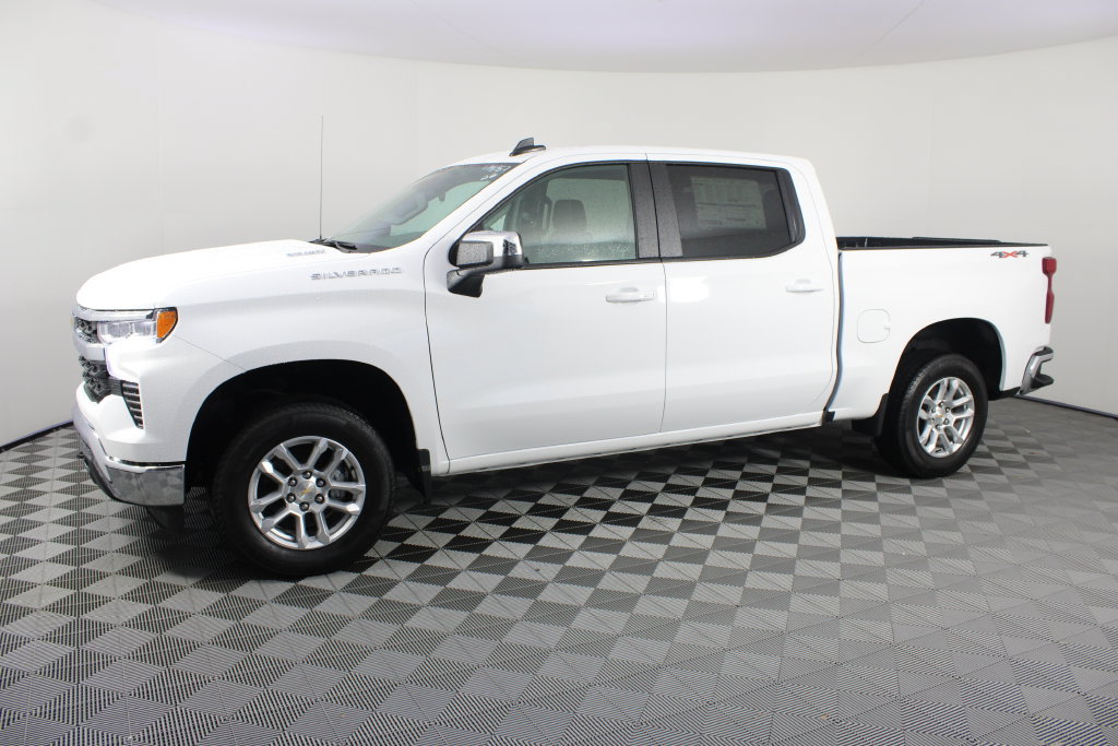 New 2026 Chevrolet Silverado 1500 LT w/ Protection Package AWD/4WD image 2
