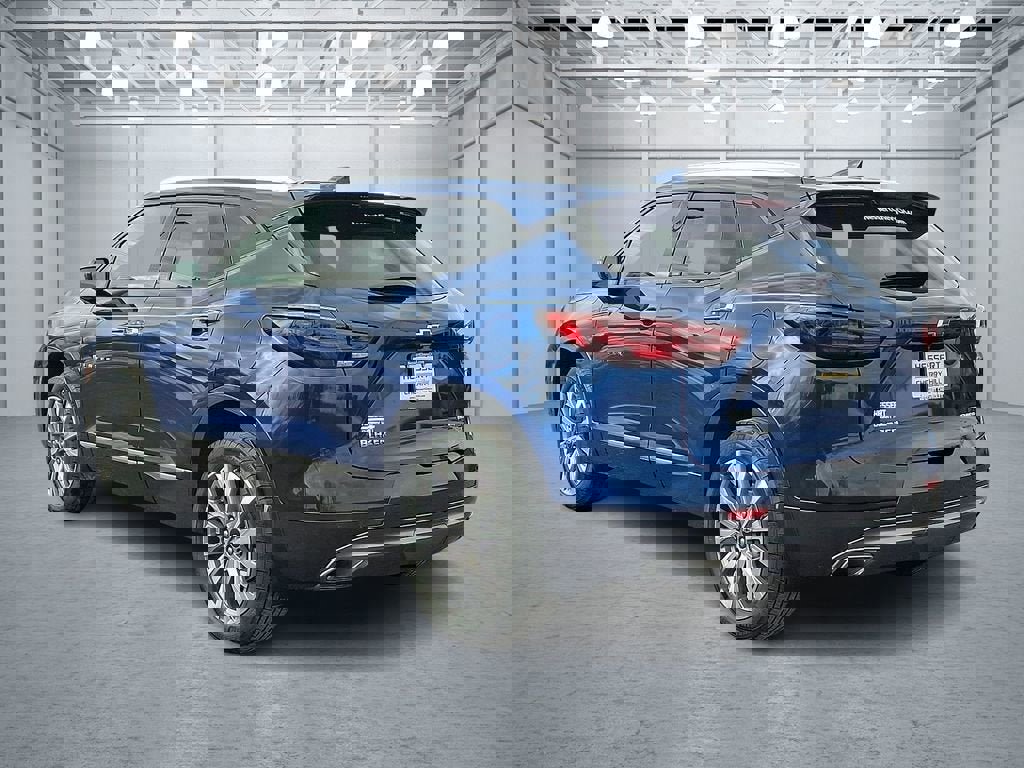 Used 2023 Chevrolet Blazer Premier image 7