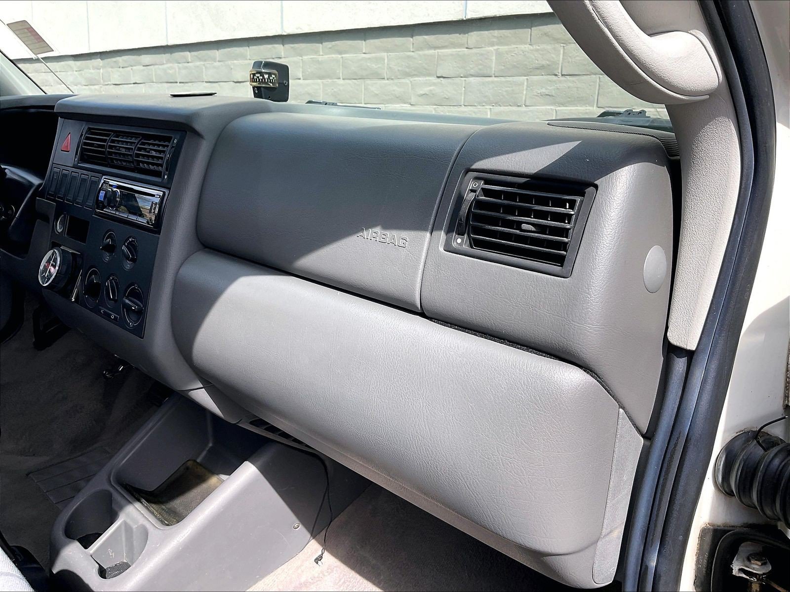 Used 2003 Volkswagen Eurovan Camper FWD image 16