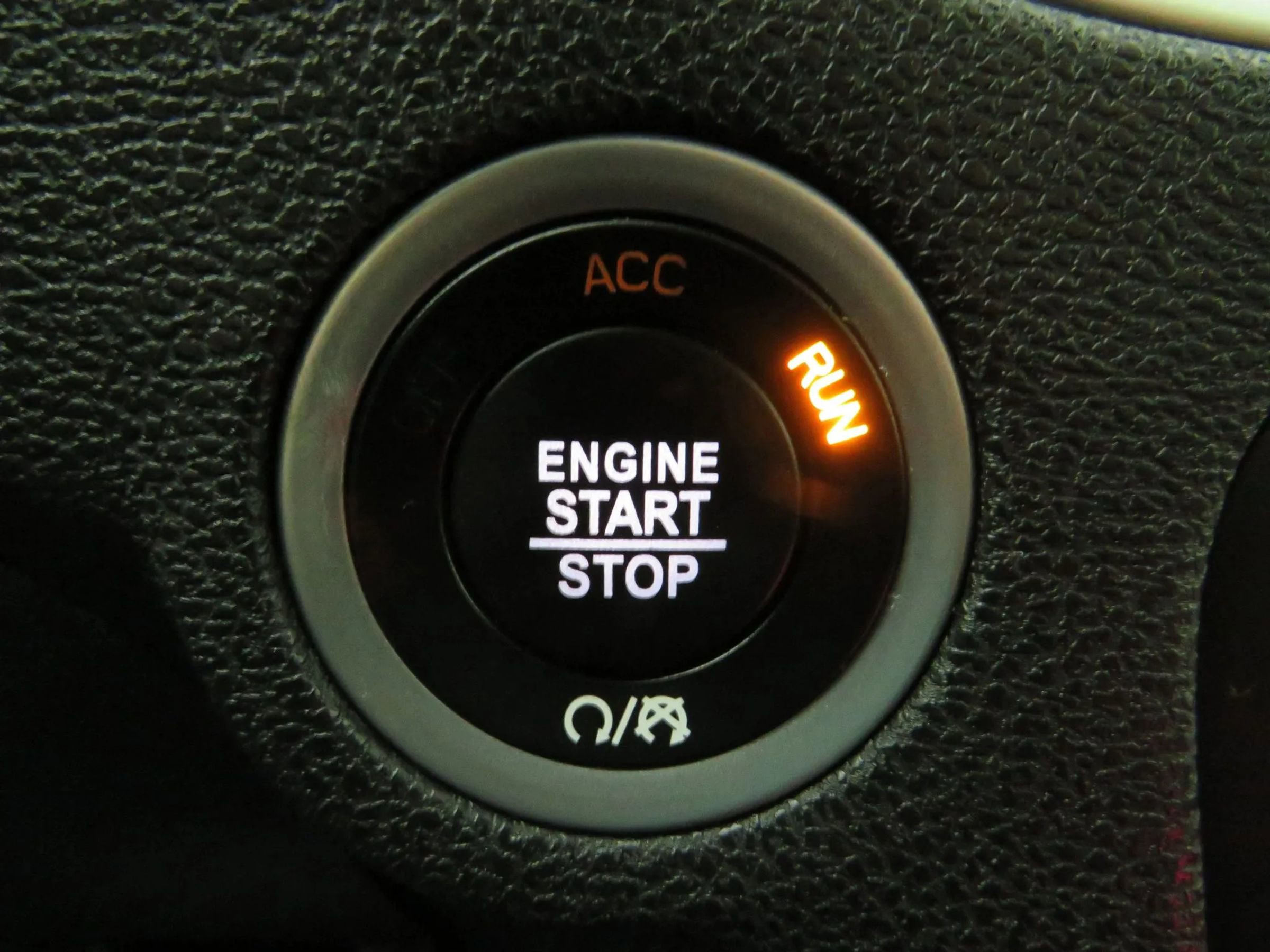 Used 2020 Dodge Charger R/T image 18