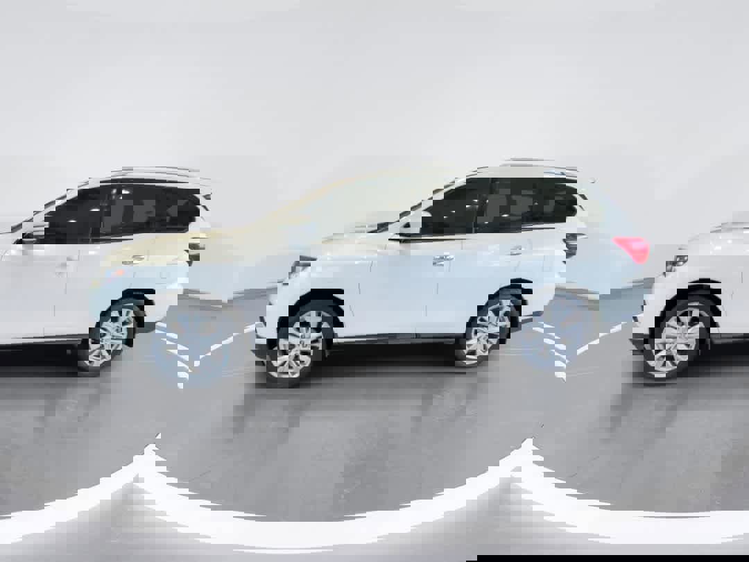 Used 2019 Nissan Pathfinder SL w/ SL Premium Package image 5