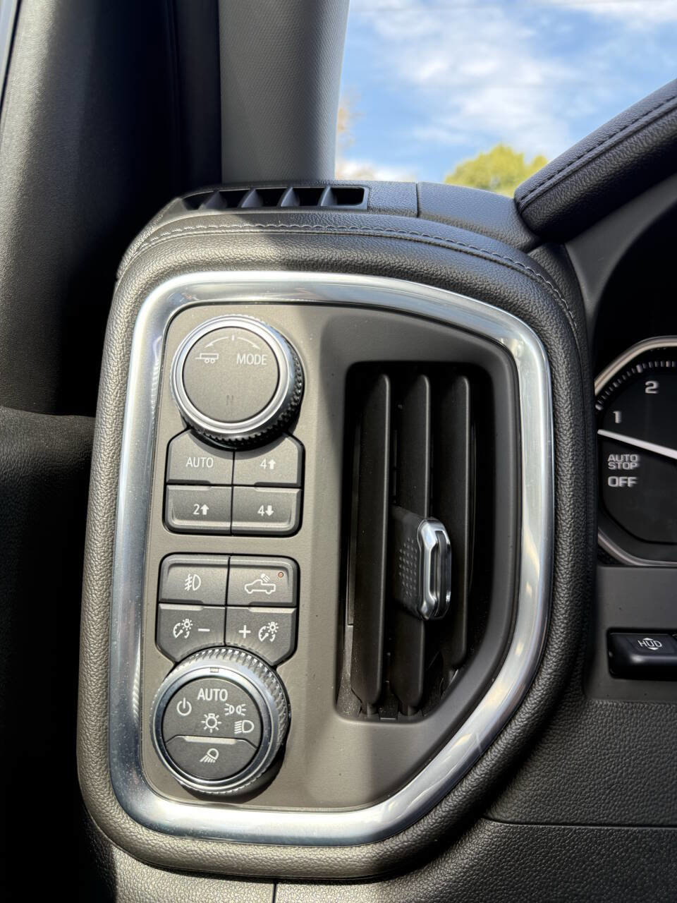 Used 2020 GMC Sierra 1500 Denali w/ Denali Ultimate Package image 26