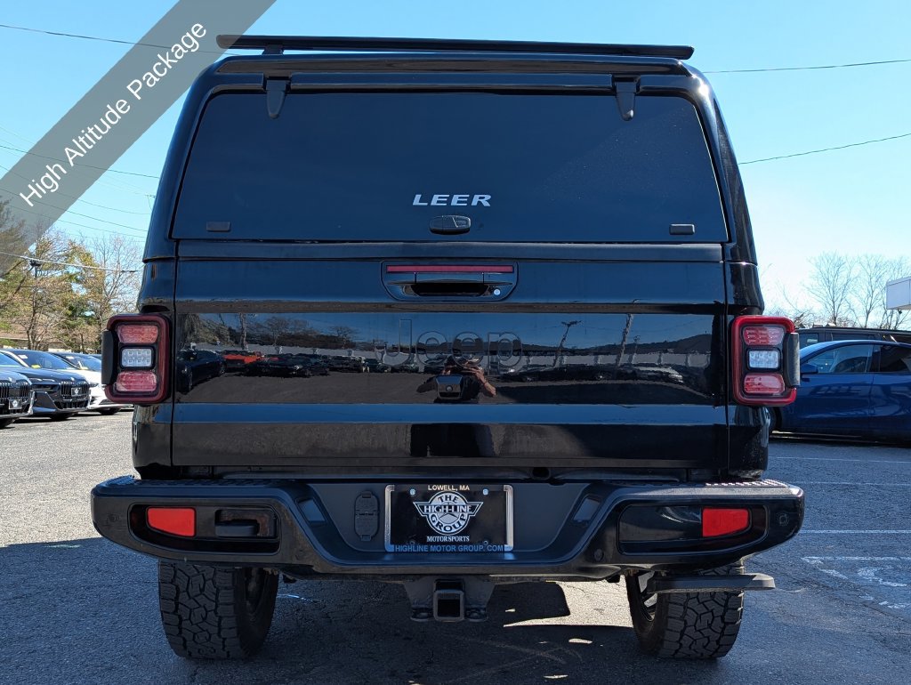 Used 2021 Jeep Gladiator Overland AWD/4WD image 11