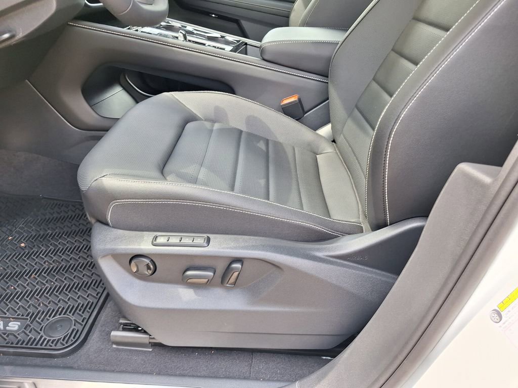 New 2026 Volkswagen Atlas Cross Sport SEL R-Line image 13